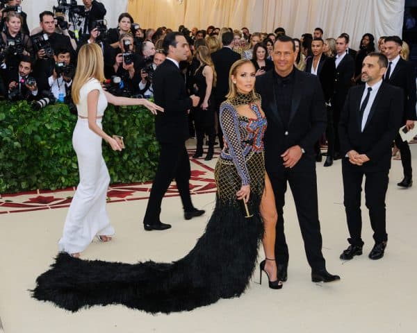 עם הנוכחי, אלכס רודריגז 