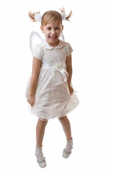 אמא של שבת רגע אחרי שחילקה מתנות  לכל הגן