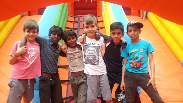 דניאלה דורון ומשפחתה. צילום ביתי