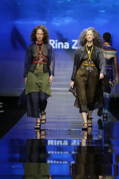 מוך המחווה לסנדלי שורש. צילום: רפי דלויה