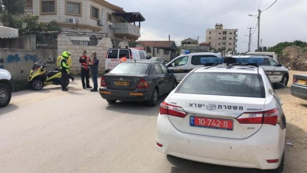 ניידת משטרה מחוץ לביתה של דיאנה אבו קטיפאן ז"ל. צילום מבצעי מד"א