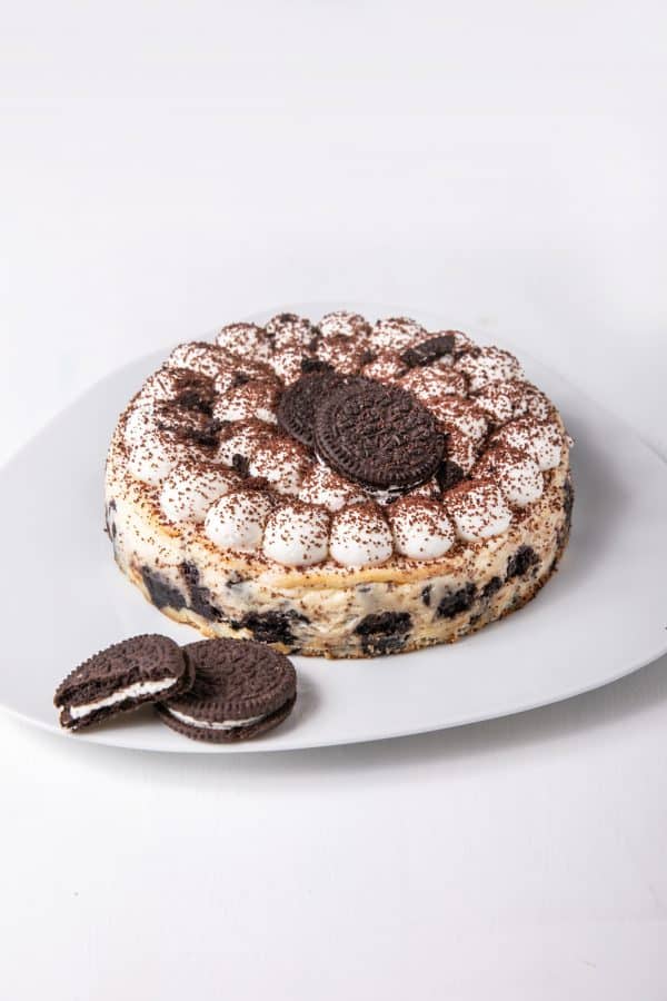 עוגת גבינה אפויה עם עוגיות אוראו. בוטיק סנטרל. צילום: טל סיון ציפורין