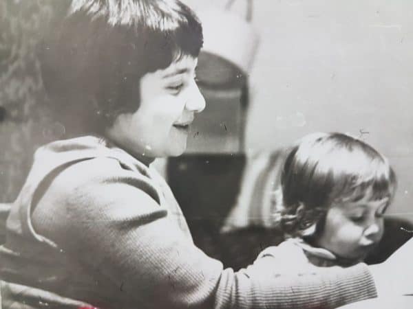 מרינה קיגל ואמה. מתוך פייסבוק