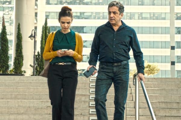 לירון בן שלוש ומנשה נוי בסרט אישה עובדת צילום: דניאל מילר