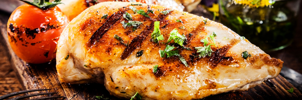 בהמלצת הדיאטנית: מתכון לחזה עוף בלסמי ברוזמרין