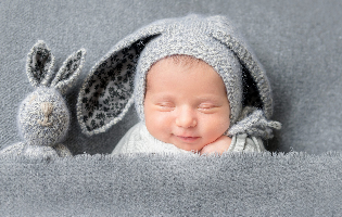 "חשבנו שקיבלנו מוצר פגום, התחלנו לחפש בגוגל 'תינוק צורח' ו'אמאל'ה איך גורמים לזה להפסיק"