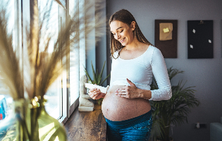 סימני מתיחה לאחר הריון – כל מה שאתן צריכות לדעת